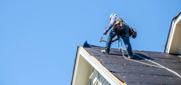 Best Local Roofing Companies  in Leavittsburg, OH